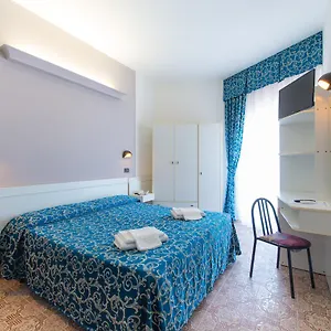https://hotel-2000.emilia-romagnahotels.net